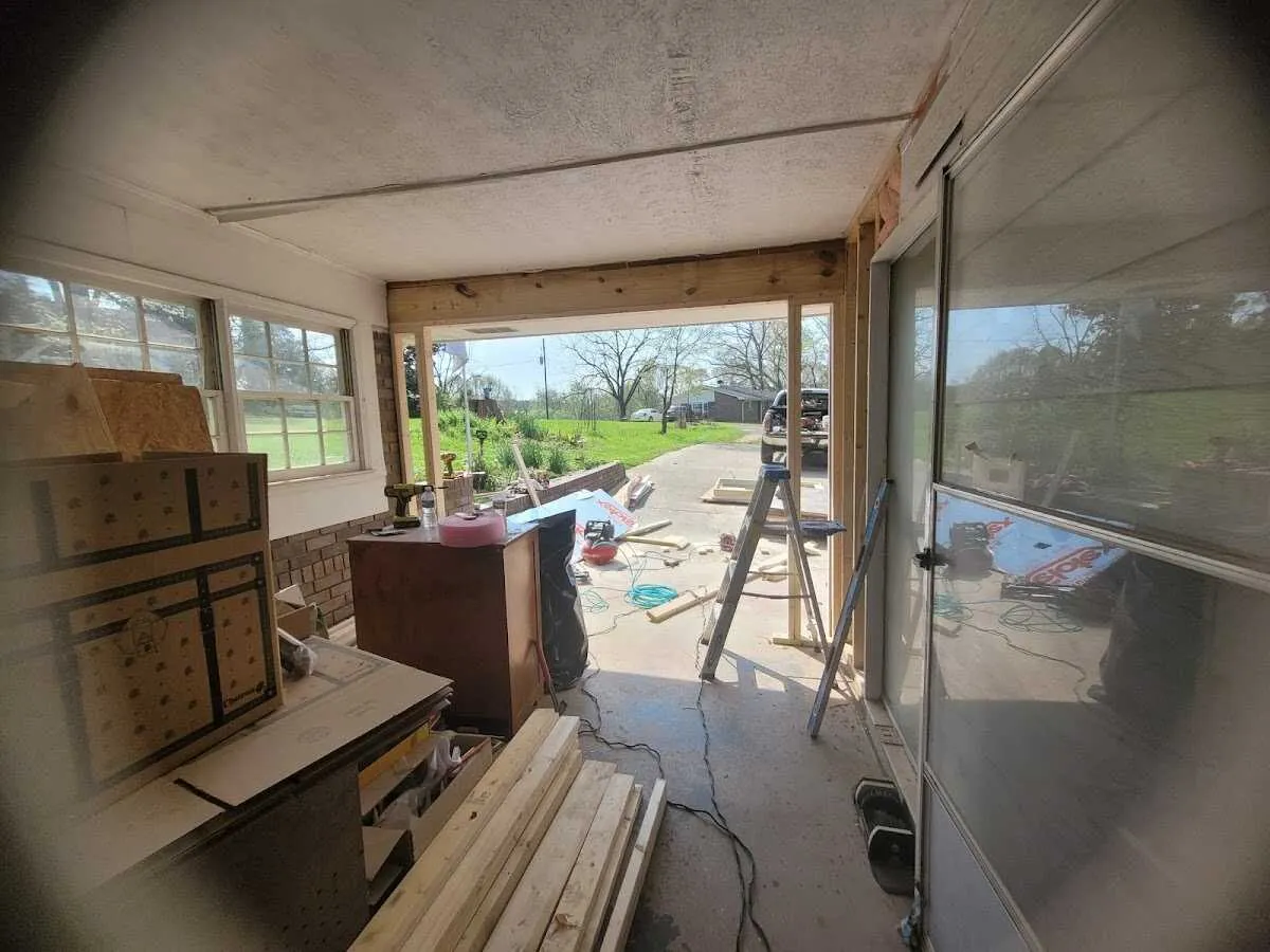 Air movers and dehumidifier for Water Mitigation Services in Plano